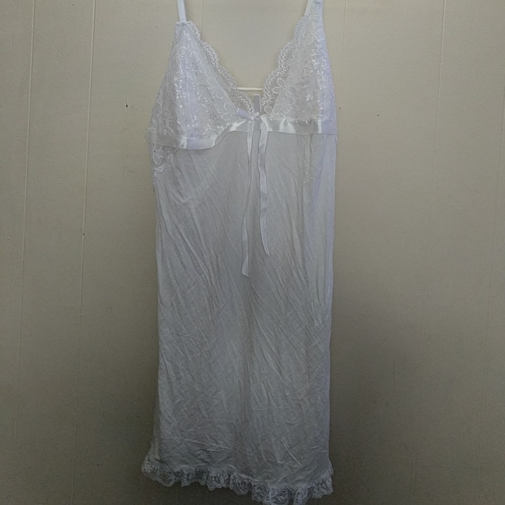 NWT super soft white nightgown
